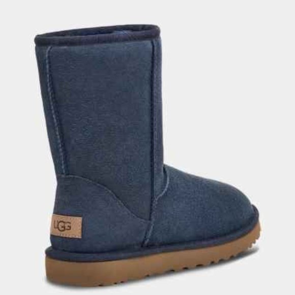 Women's Classic Short II Boot - Picture 2 of 5